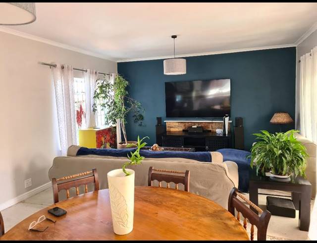 3 BEDROOM PROPERTY TO RENT IN FISH HOEK